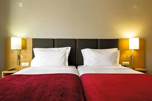 SANA Reno Hotel Rooms Photos