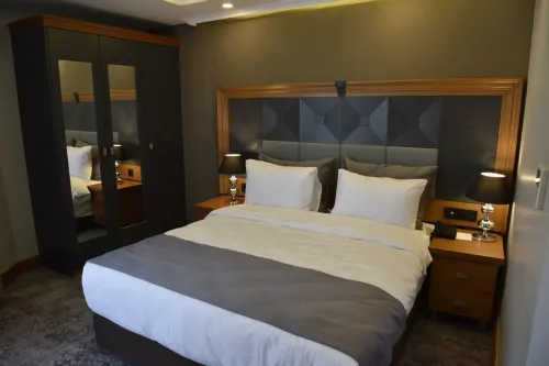 Four Seven Hotel Photos