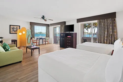 Palm Tree Club Miami Hotel Featured Photos