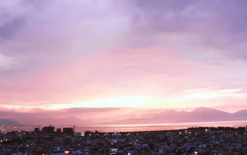 Danang HAN River Hotel بالقرب من الفندق Photos