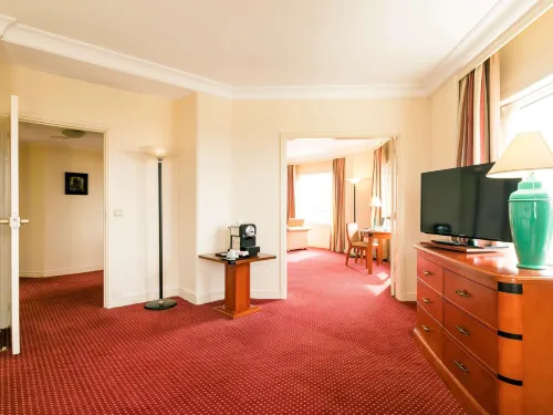 Pullman Bucharest World Trade Center Rooms Photos