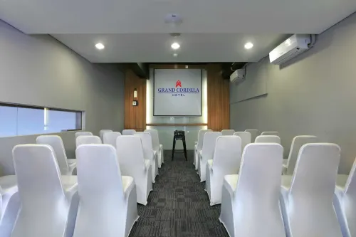 Grand Cordela Hotel Bandung Fasilitas Bisnis Photos
