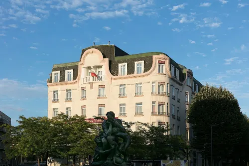 Grand Hôtel de Valenciennes Extérieur Photos