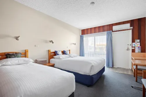 Banjo Paterson Motor Inn Rooms Photos