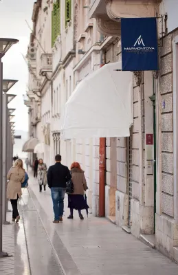 Marmontova Luxury Rooms Near Hotel Photos