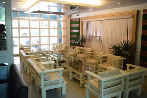 Hotel Euroasia By Bluebookers الأماكن العامة Photos