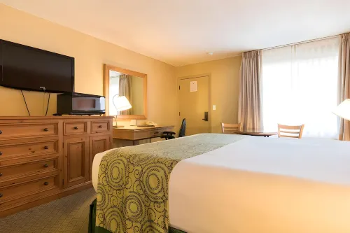 Sandpiper Lodge - Santa Barbara Photos