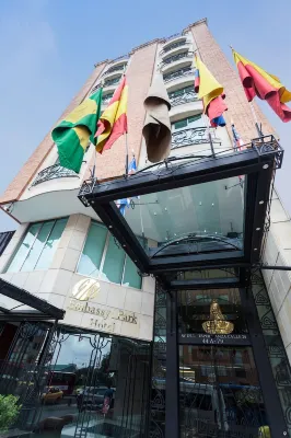 Hotel Embassy Park Extérieur Photos