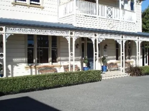Merivale Manor Exterior Photos