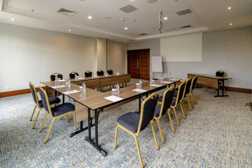 Wellborn Luxury Hotel Business Facilities Photos