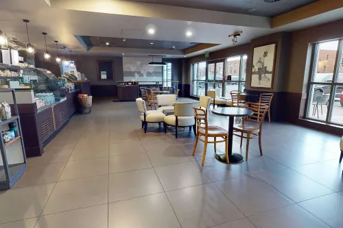Village Hotel Swansea Restauration Photos