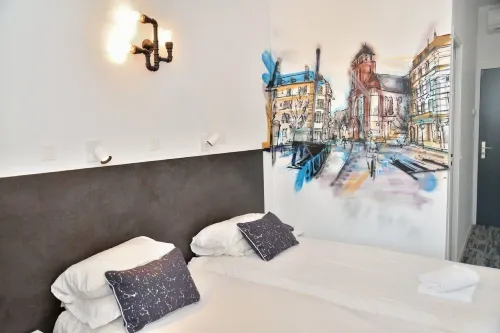 Hotel des Arts - Centre Cathédrale Rooms Photos