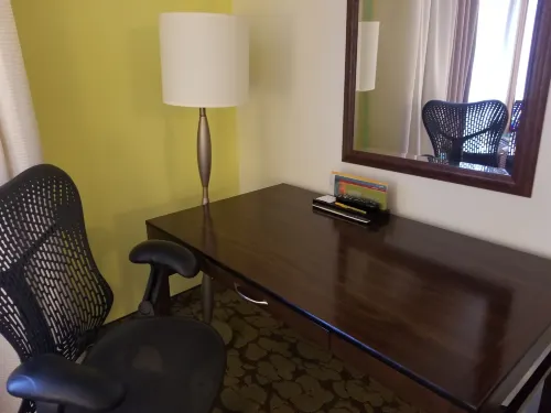 Hilton Garden Inn Oxnard/Camarillo Rooms Photos