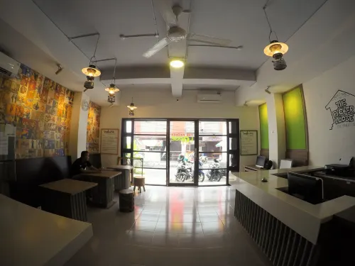 The Packer Lodge Yogyakarta - Hostel Area Publik Photos