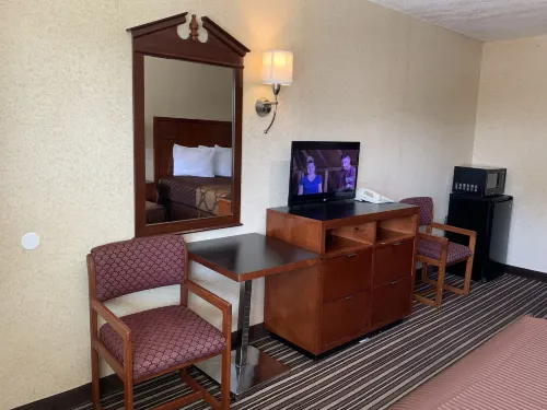 Buena Park Inn Zimmer Photos