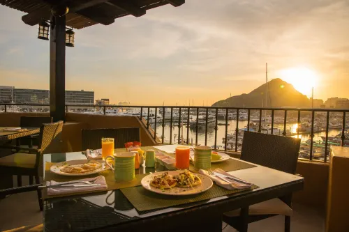 Hotel Tesoro Los Cabos Spisning Photos