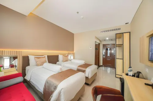 Braling Grand Hotel Purbalingga, Azana Hotels Collection Rooms Photos