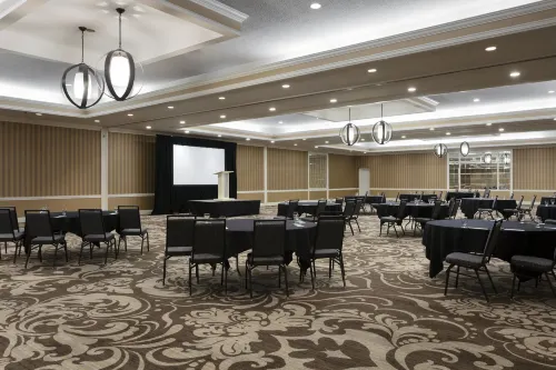 Sheraton Charlotte Hotel Business Facilities Photos