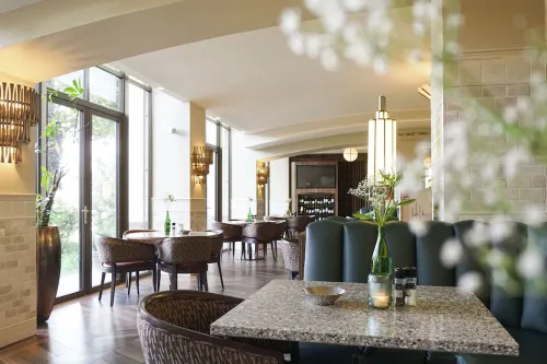 Grand Hotel Valies Restauration Photos