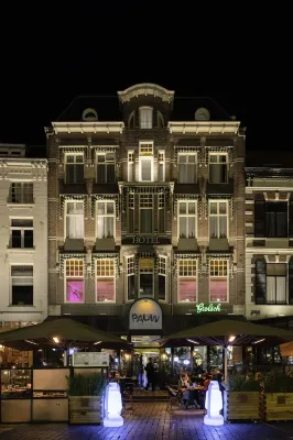 Hotel Pauw Featured Photos