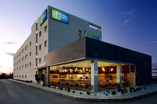 Holiday Inn Express Malaga Airport Zimmer Photos