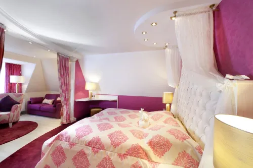 Hotel Schlosskrone Photos