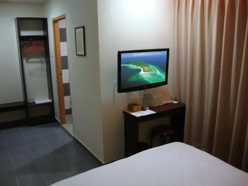 DM Hotel Photos