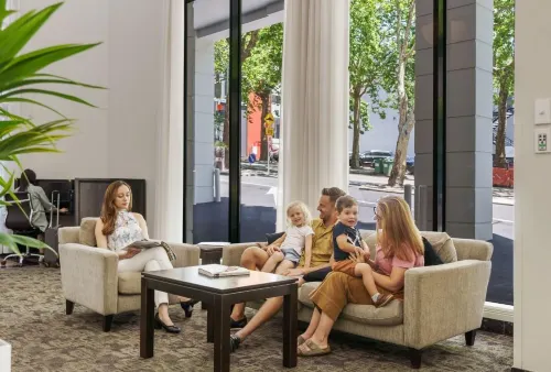 Parkside Hotel & Apartments Public Areas Photos