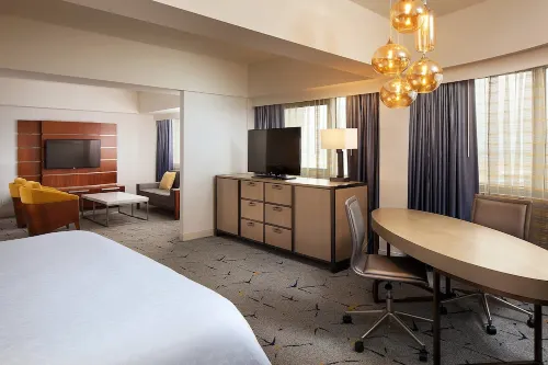Sheraton Gateway Los Angeles Hotel Rooms Photos