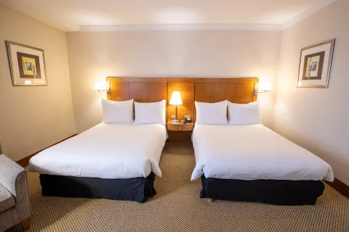 Hôtel Crowne Plaza - Aéroport de Bruxelles Chambres Photos