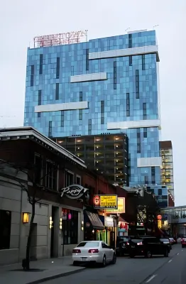 Hollywood Casino at Greektown Rooms Photos
