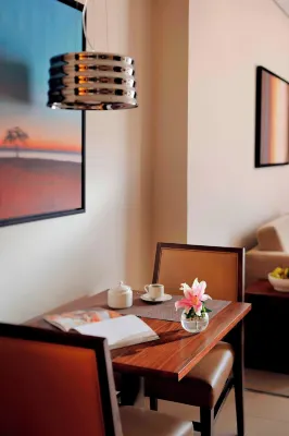 Residence Inn Kuwait City Huoneet Photos