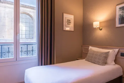 Paris France Hotel Kamar Photos