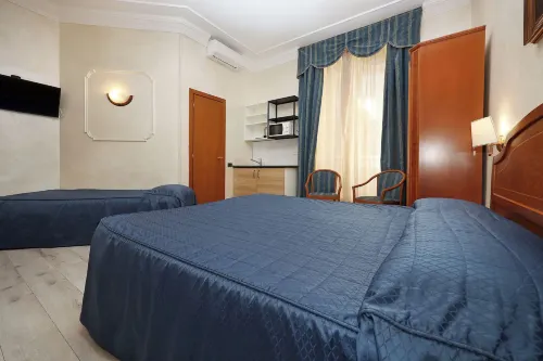 Hotel Rimini - Roma Camere Photos