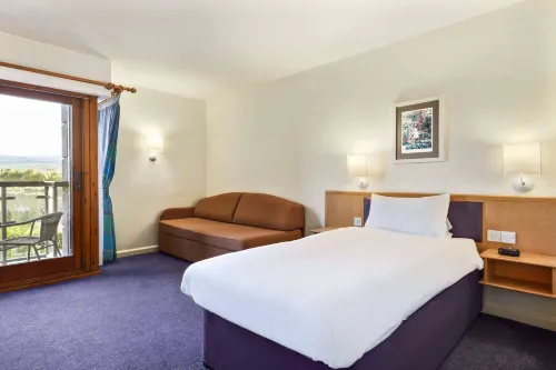 Days Inn by Wyndham Lockerbie Annandale Water Rooms Photos