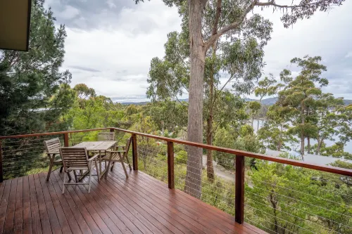 Stewarts Bay Lodge Near Hotel Photos