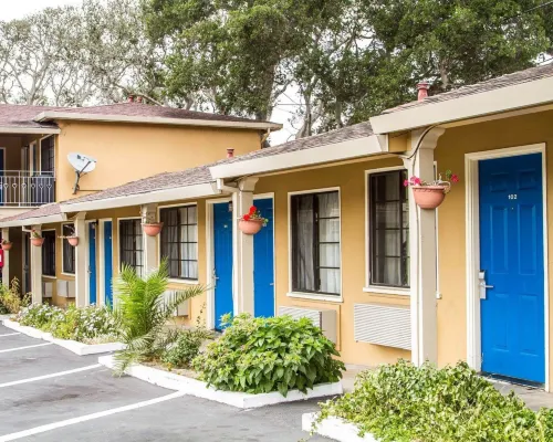 Rodeway Inn Monterey Near Fairgrounds Extérieur Photos
