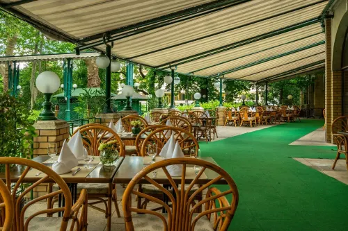 Ensana Grand Margaret Island Dining Photos