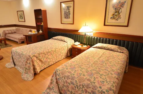 Hotel Gran Corona Rooms Photos