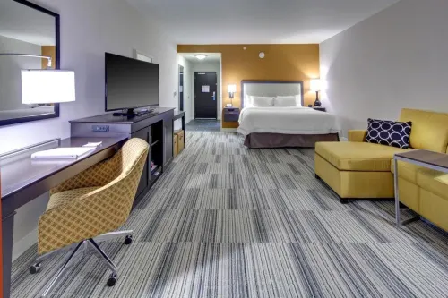 Hampton Inn & Suites Roanoke Downtown Photos