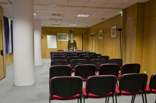 VIP Executive Eden Aparthotel Business Photos