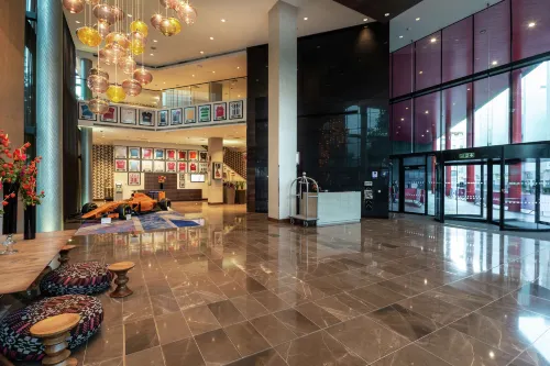 Hilton London Wembley Public Areas Photos