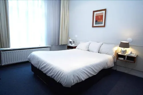 Grand Hotel Central Photos