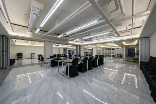 Hotel KNOX Business Facilities Photos