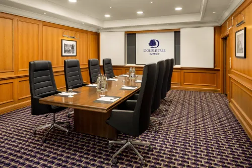 DoubleTree by Hilton Luxembourg Espaces Affaires Photos