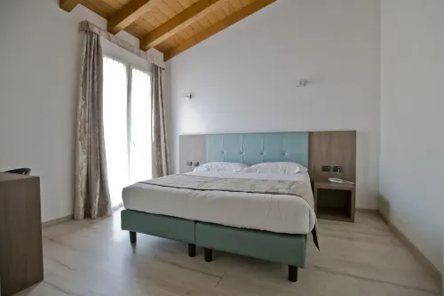 Hotel Lago di Como Rooms Photos