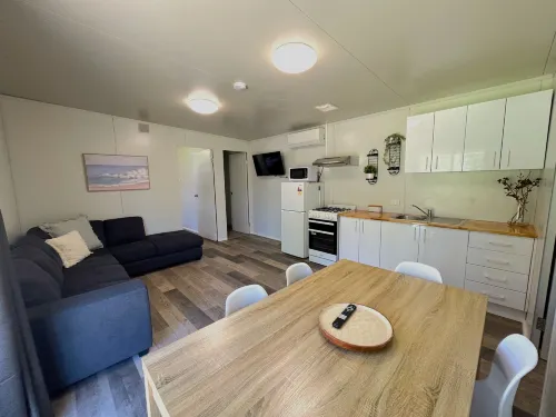 Mandurah Coastal Holiday Park Rooms Photos