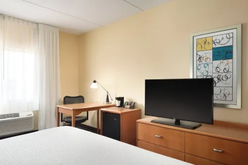 Fairfield Inn & Suites Minneapolis Bloomington/Mall of America Photos