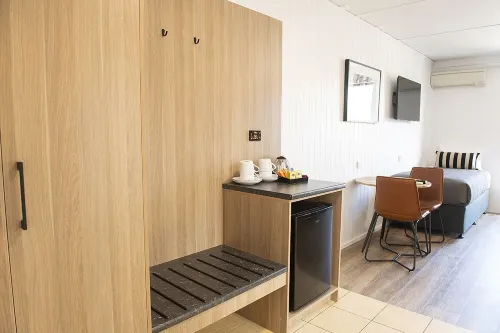 Southend Hotel Rooms Photos