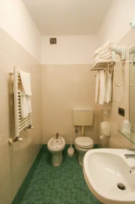 Best Quality Hotel Dock Milano Kamar Photos